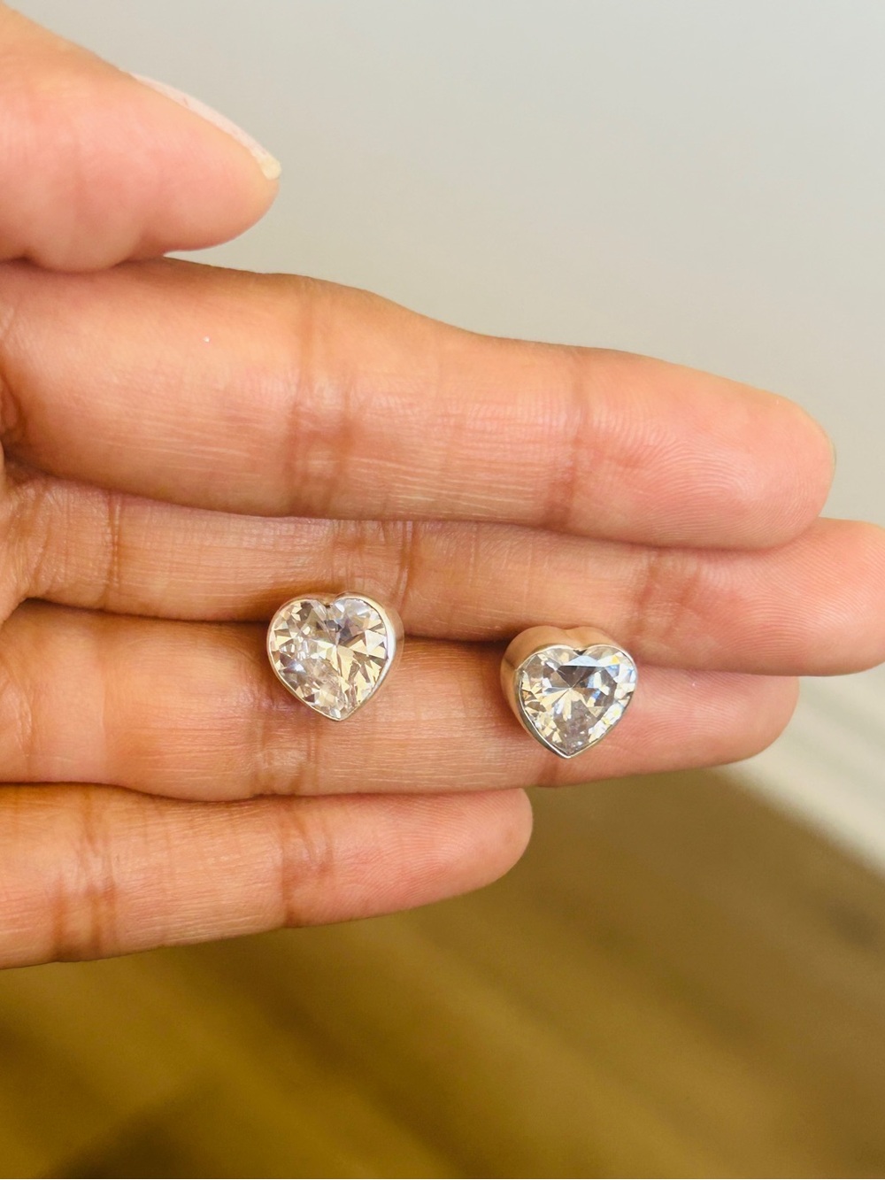 Taxco Mexico .925 Sterling Silver Heart Stud Earrings Clear Crystal 1cm